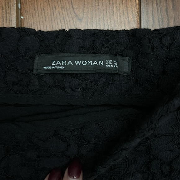 Black Zara Skirt - Picture 2 of 3